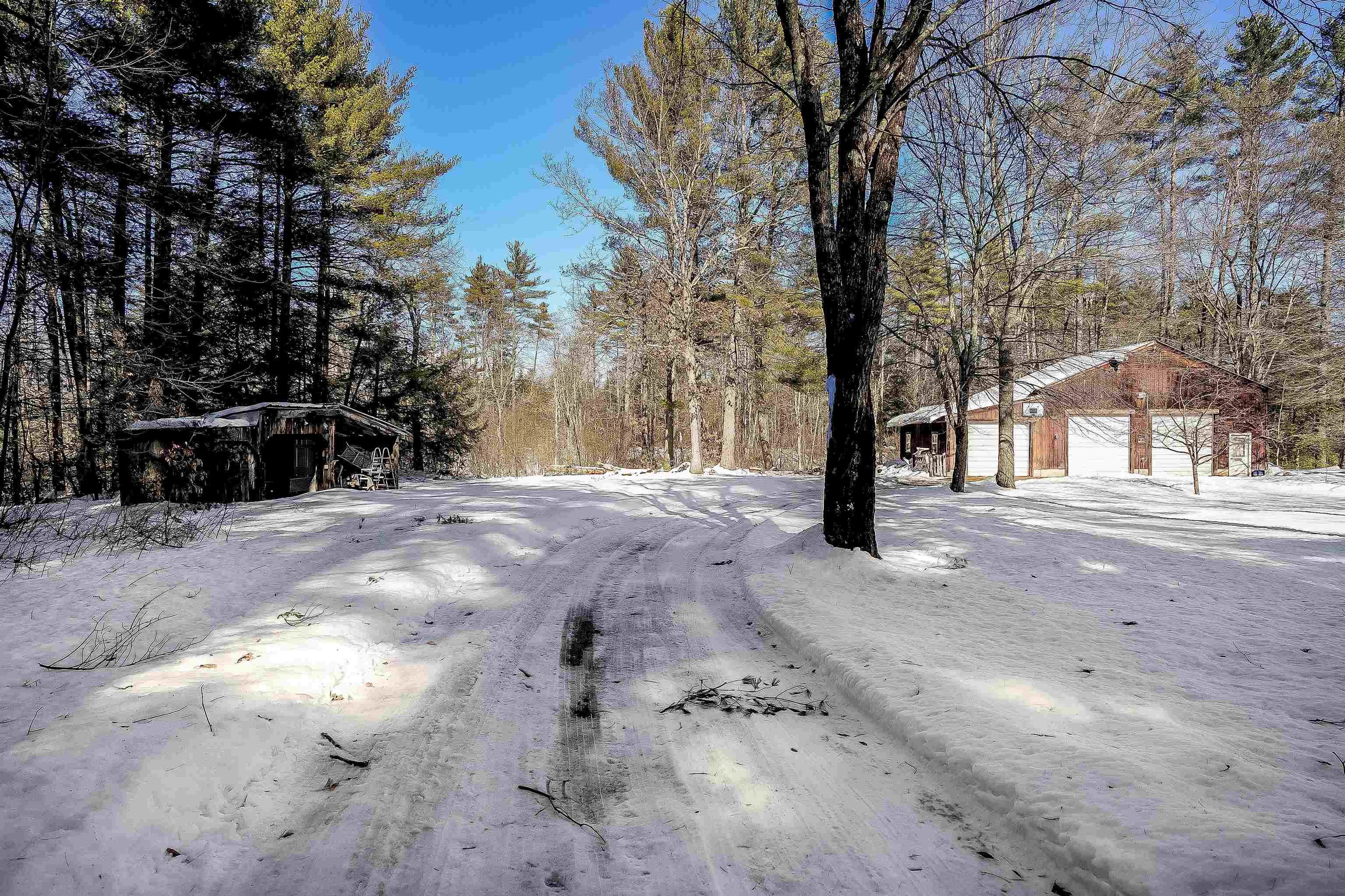104 Deer Meadow Road Webster, NH 03303 - Photo 11 of 37