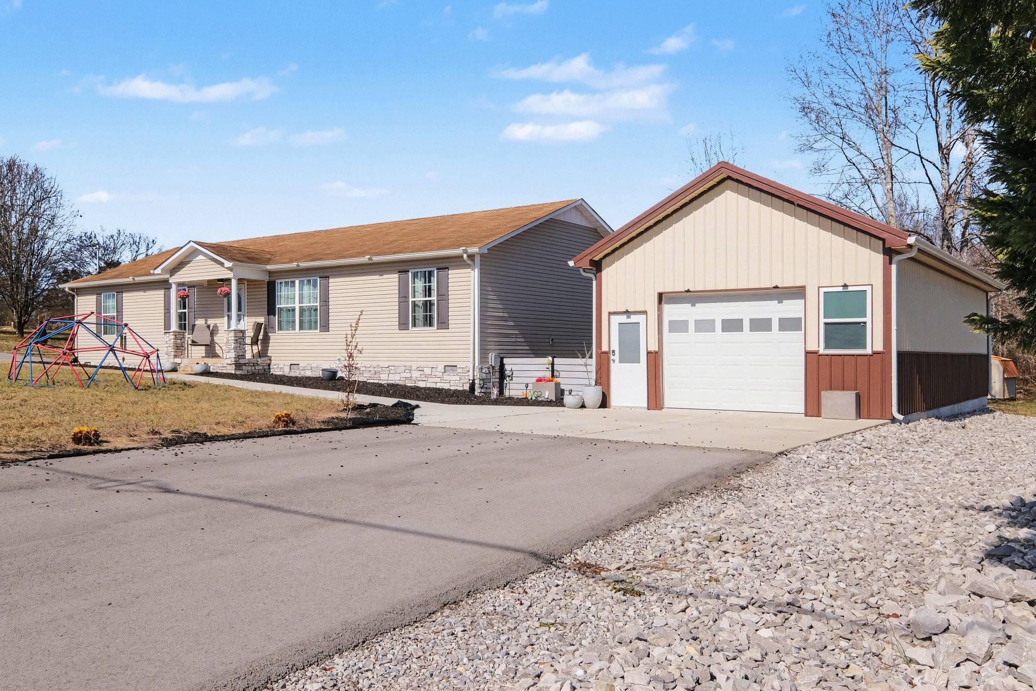 870 Newt Vanattia Road Hillsboro, TN 37342 - Photo 5 of 32 a view of a house with a outdoor space
