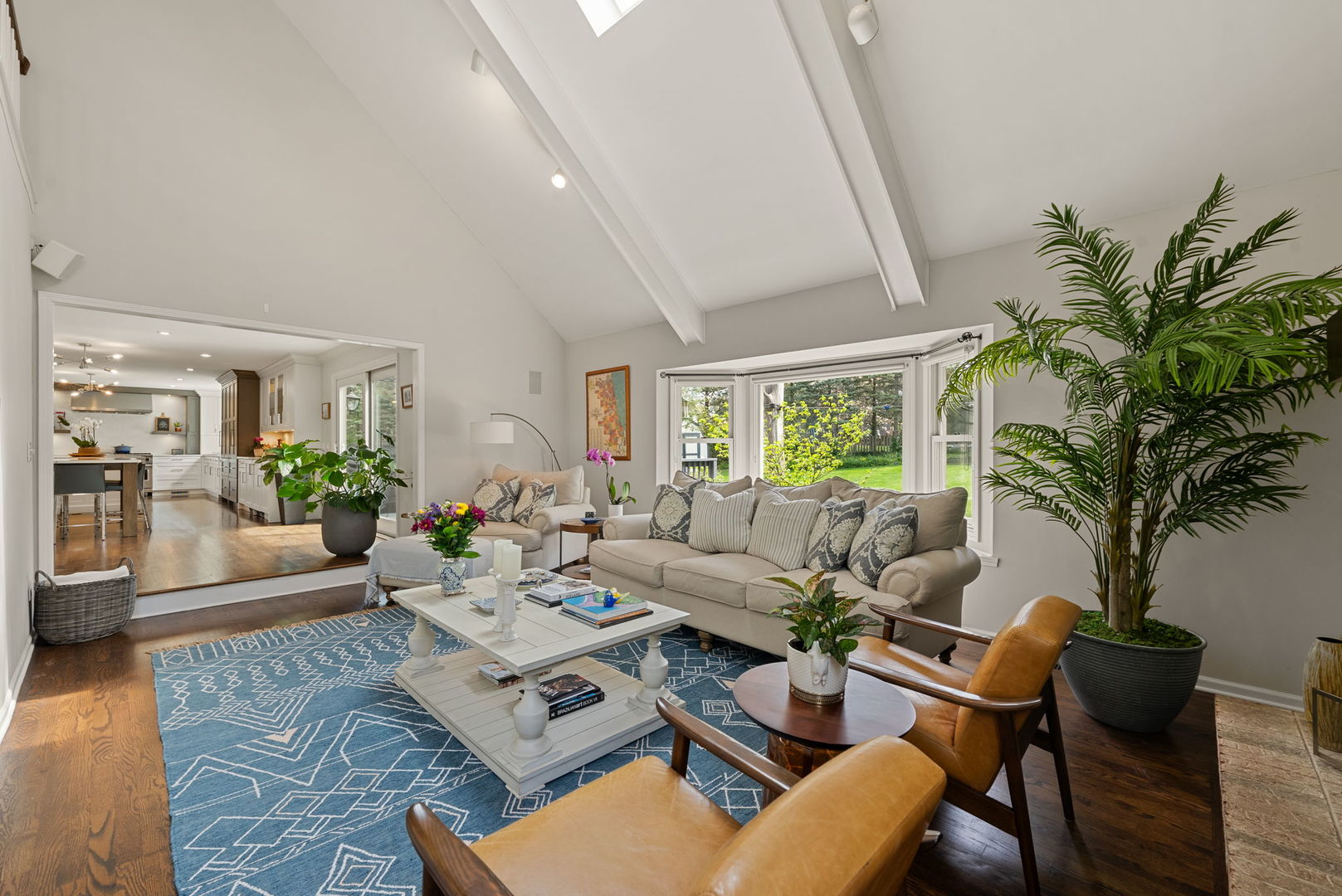 6S223 New Castle Road Naperville, IL 60540 - Photo 16 of 66 Gallery Image 16
