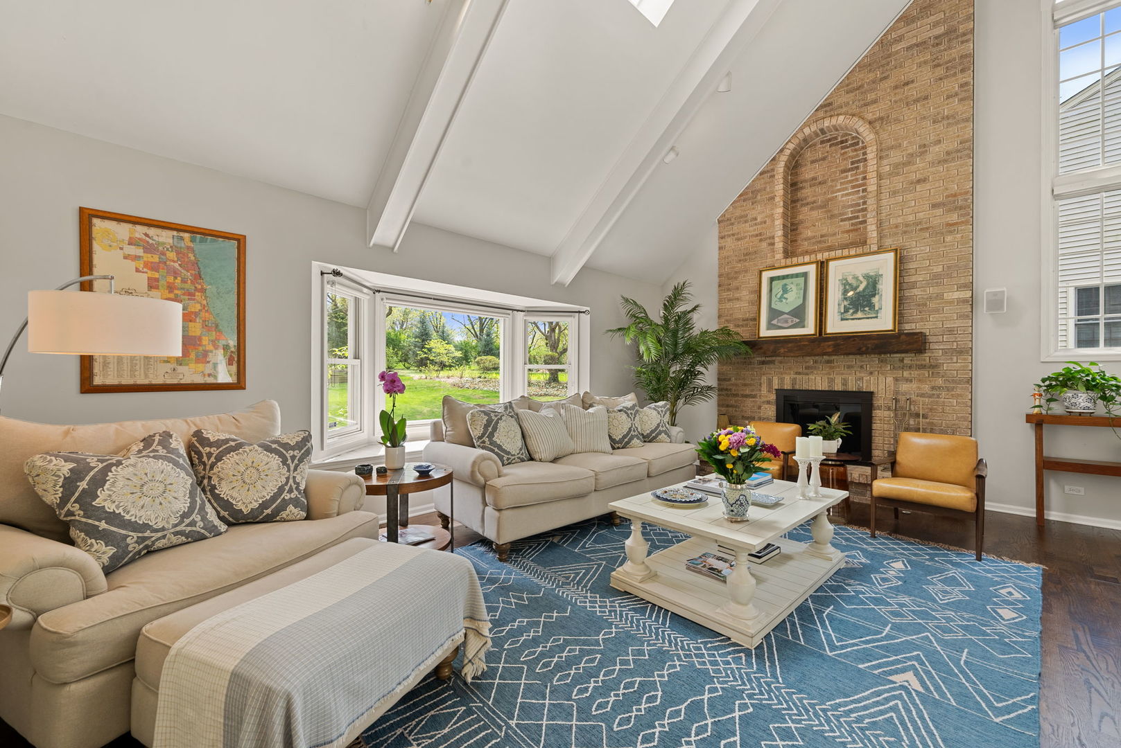 6S223 New Castle Road Naperville, IL 60540 - Photo 17 of 66 Gallery Image 17