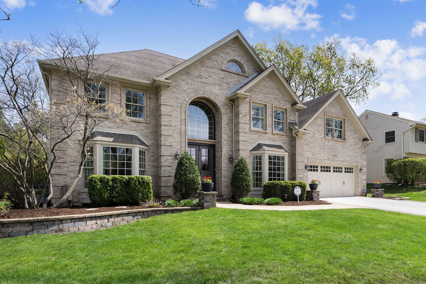 6S223 New Castle Road Naperville, IL 60540 - Photo 2 of 66 Gallery Image 2