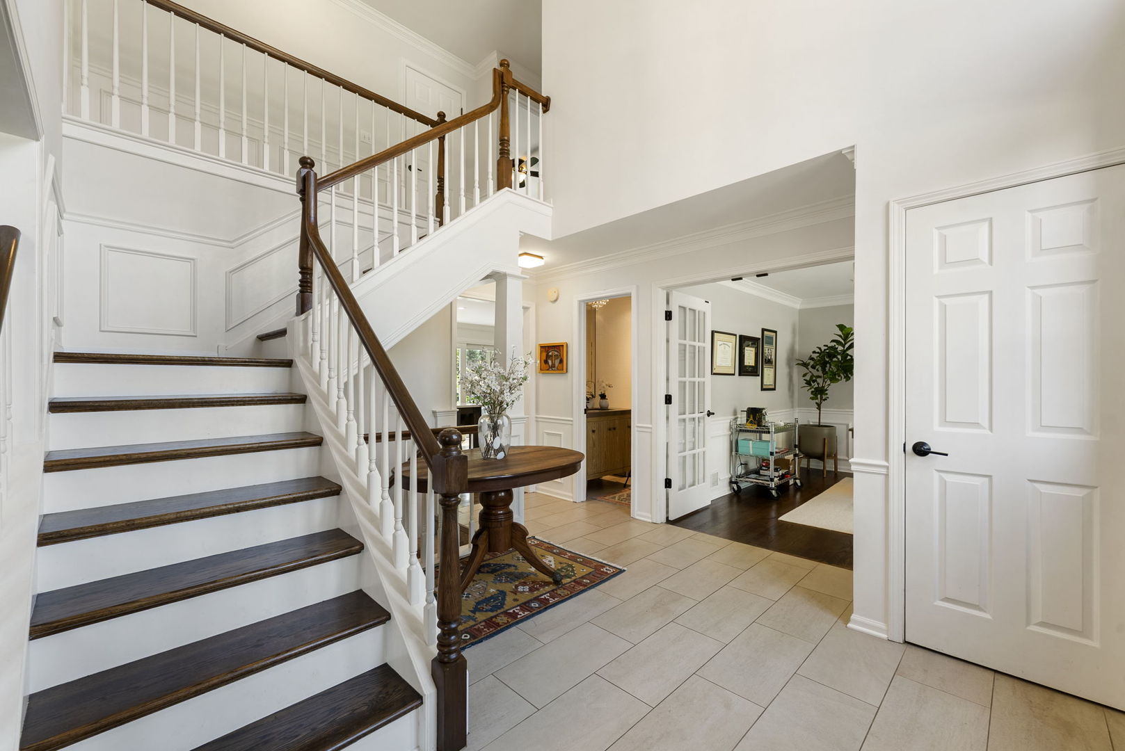 6S223 New Castle Road Naperville, IL 60540 - Photo 24 of 66 Gallery Image 24
