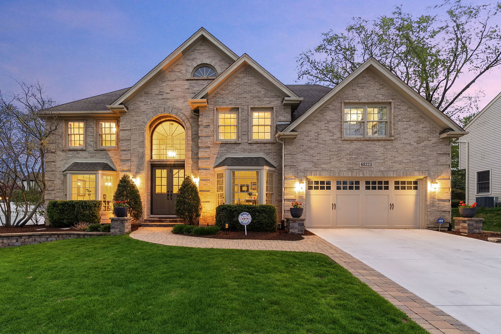 6S223 New Castle Road Naperville, IL 60540 - Photo 3 of 66 Gallery Image 3