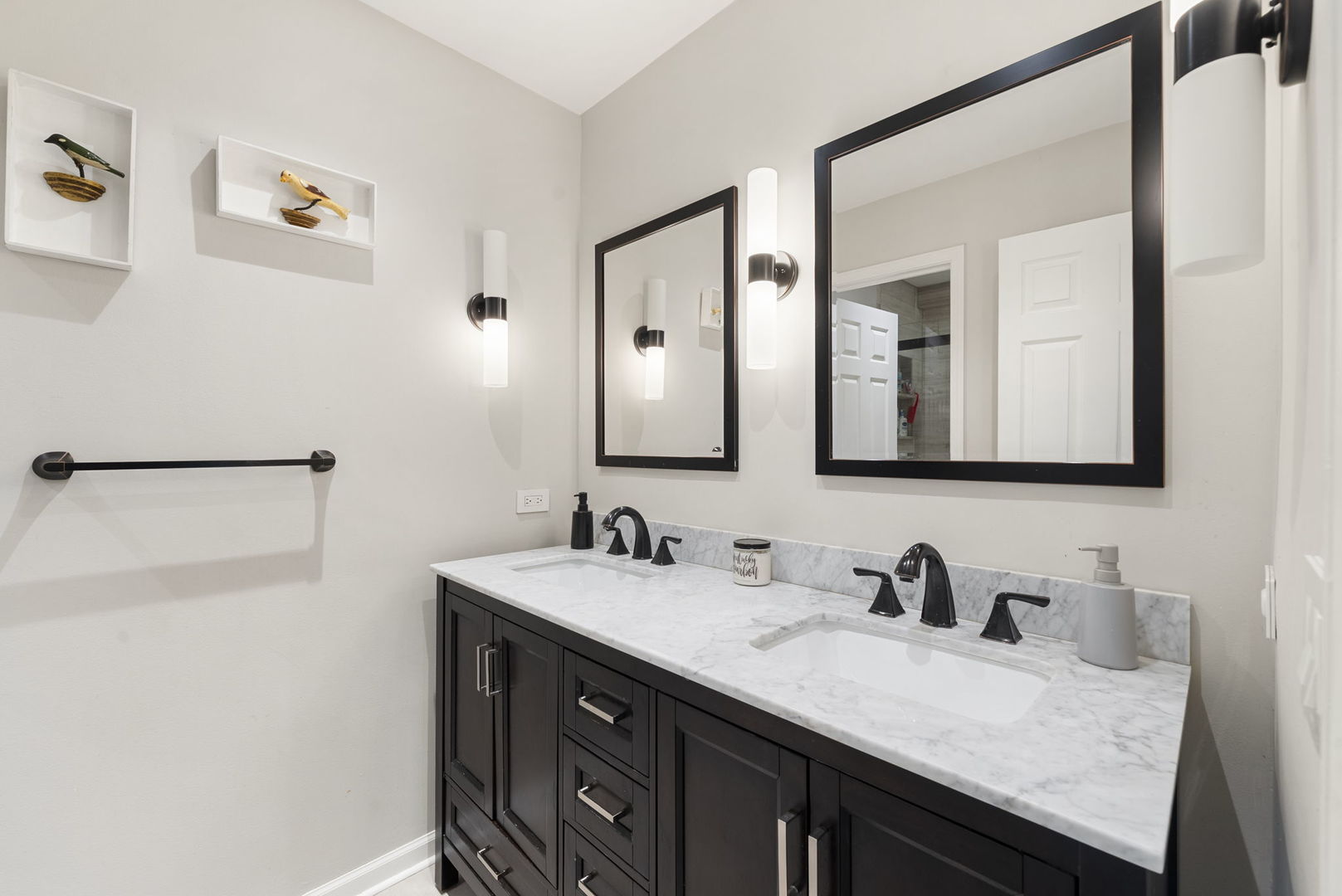 6S223 New Castle Road Naperville, IL 60540 - Photo 37 of 66 Gallery Image 37