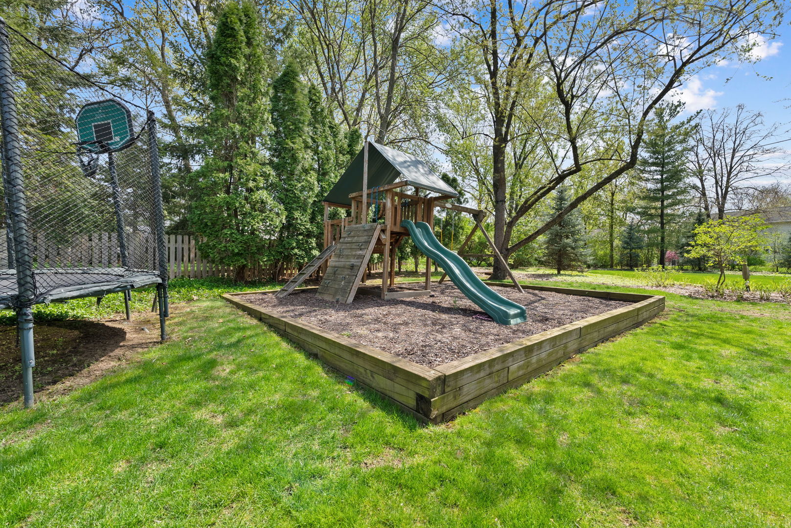 6S223 New Castle Road Naperville, IL 60540 - Photo 54 of 66 Gallery Image 54
