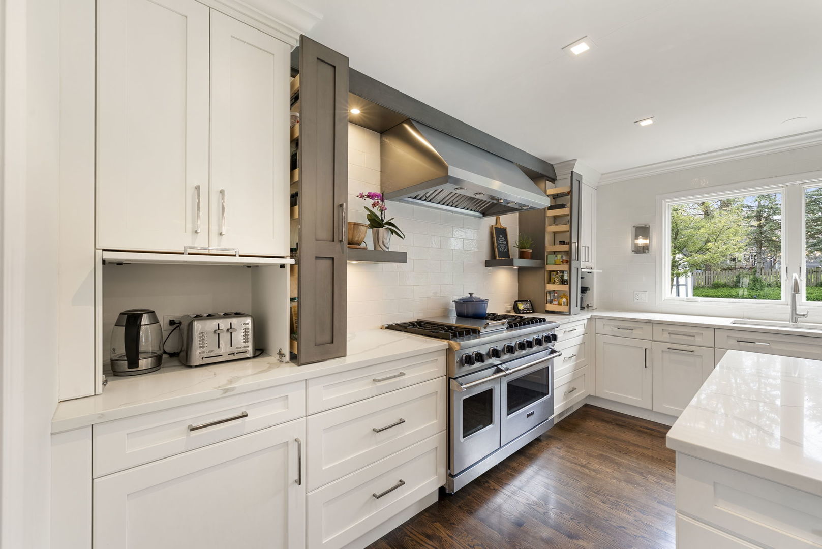6S223 New Castle Road Naperville, IL 60540 - Photo 9 of 66 Gallery Image 9