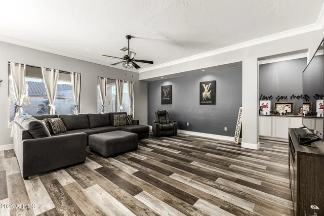 $615,000 | 3283 East Red Oak Lane, Gilbert, AZ 85297