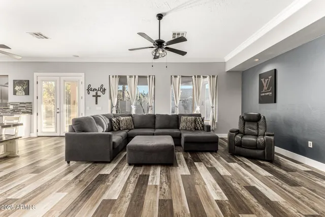 $615,000 | 3283 East Red Oak Lane, Gilbert, AZ 85297