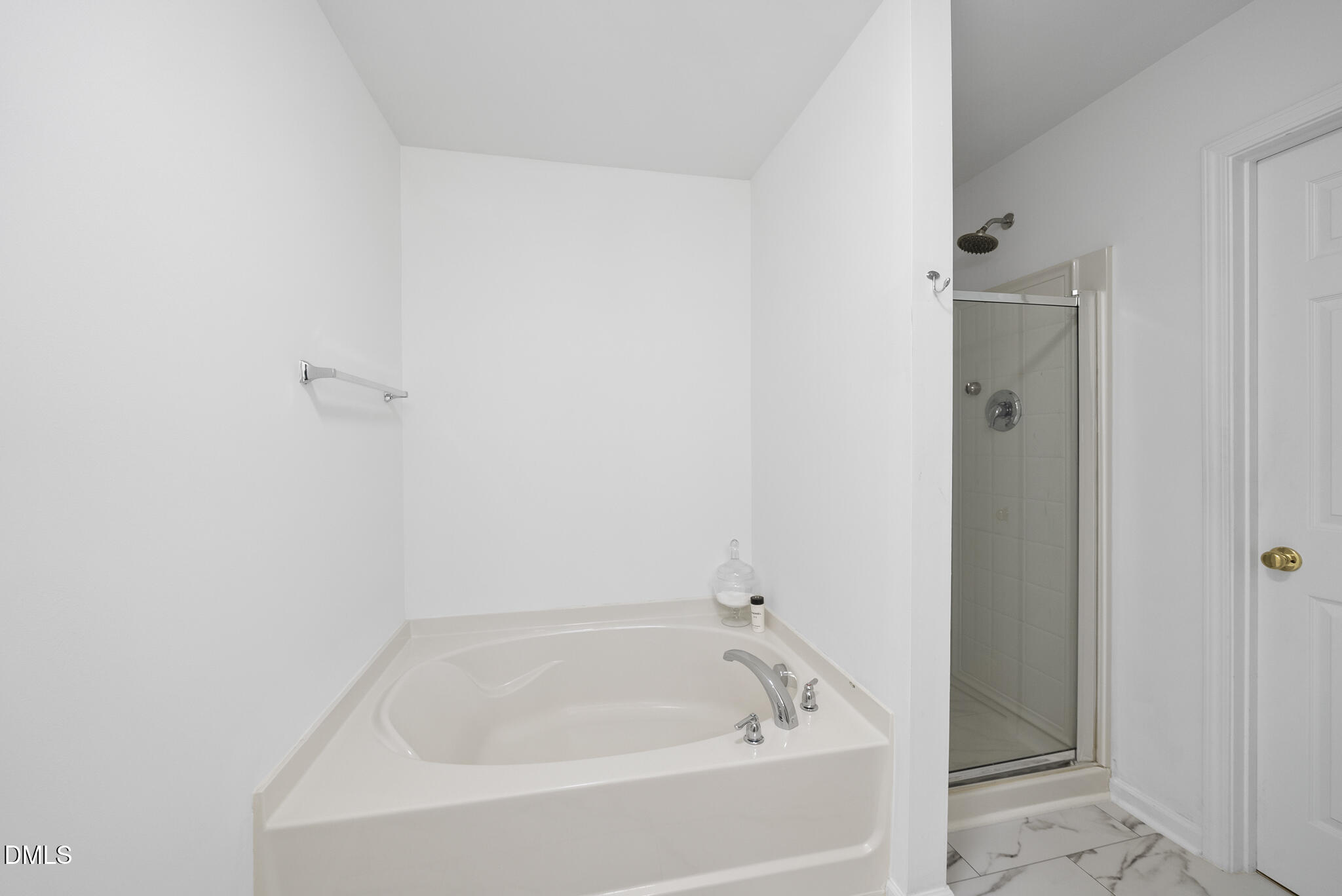 3047 Winding Waters Way Raleigh, NC 27614 - Photo 18 of 26 DSC04504