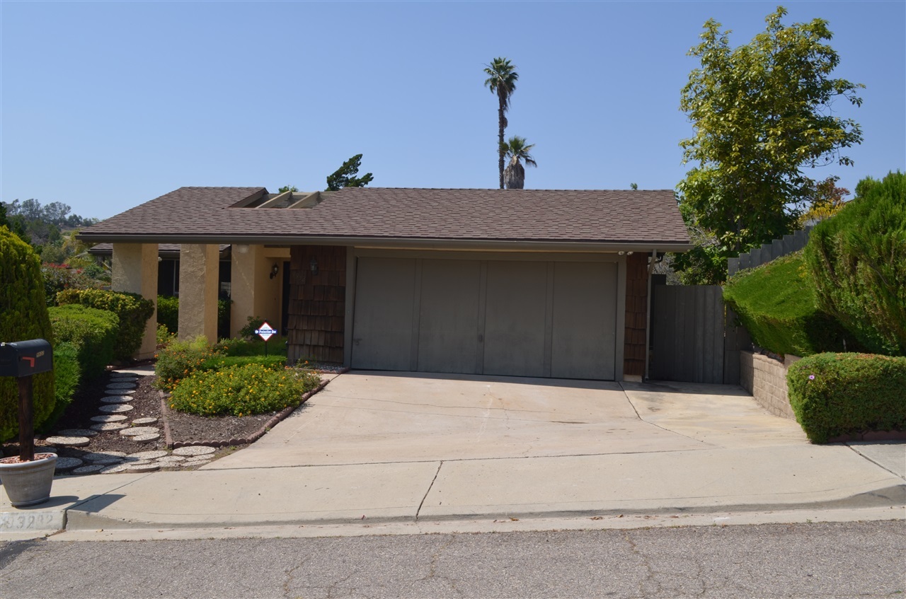 9932 Ledgeside Street Spring Valley, CA 91977 - Photo 2 of 19 Gallery Image 2