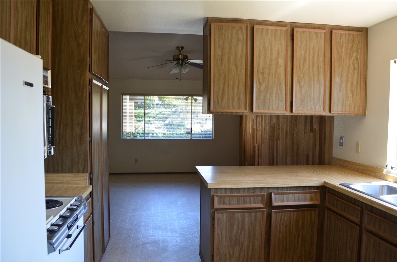 9932 Ledgeside Street Spring Valley, CA 91977 - Photo 13 of 19 Gallery Image 13