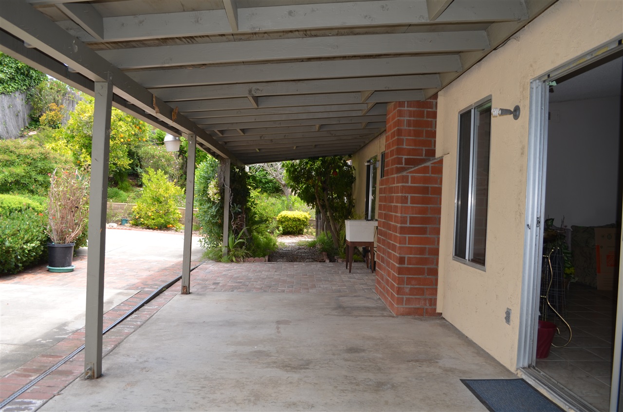 9932 Ledgeside Street Spring Valley, CA 91977 - Photo 8 of 19 Gallery Image 8