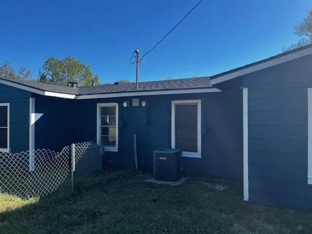 $250,000 | 105 Twining Drive, Denison, TX 75020