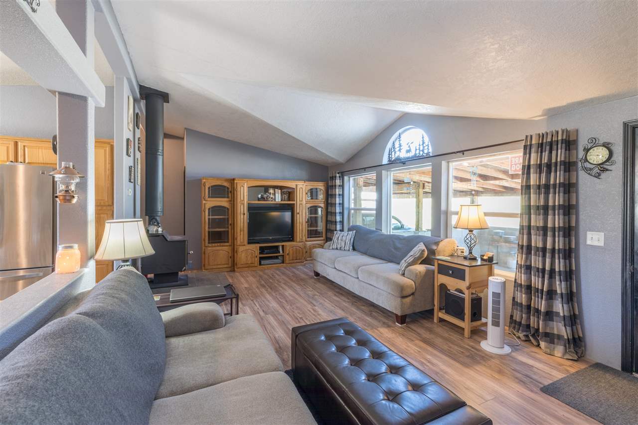 4734 Prairie Way Springdale, WA 99173 - Photo 4 of 20