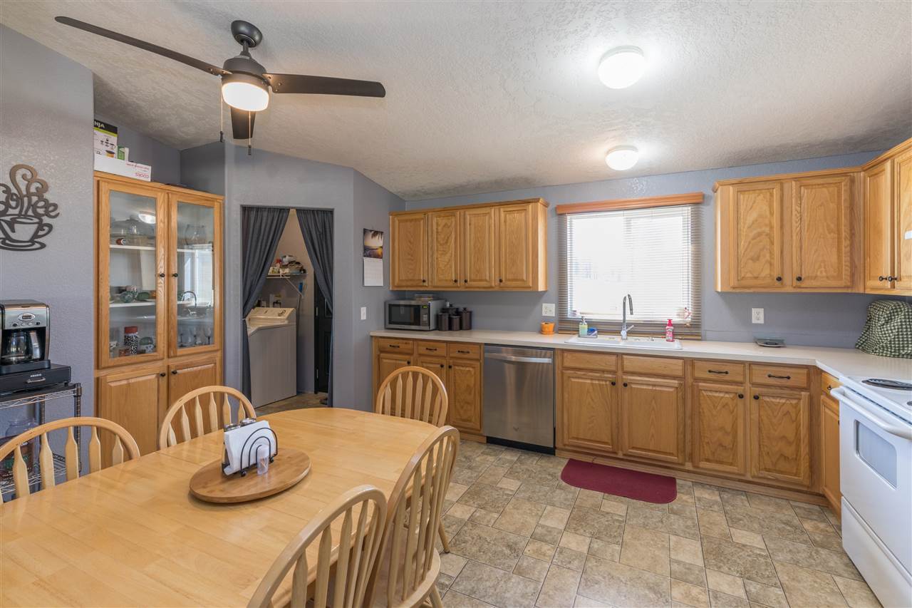 4734 Prairie Way Springdale, WA 99173 - Photo 9 of 20