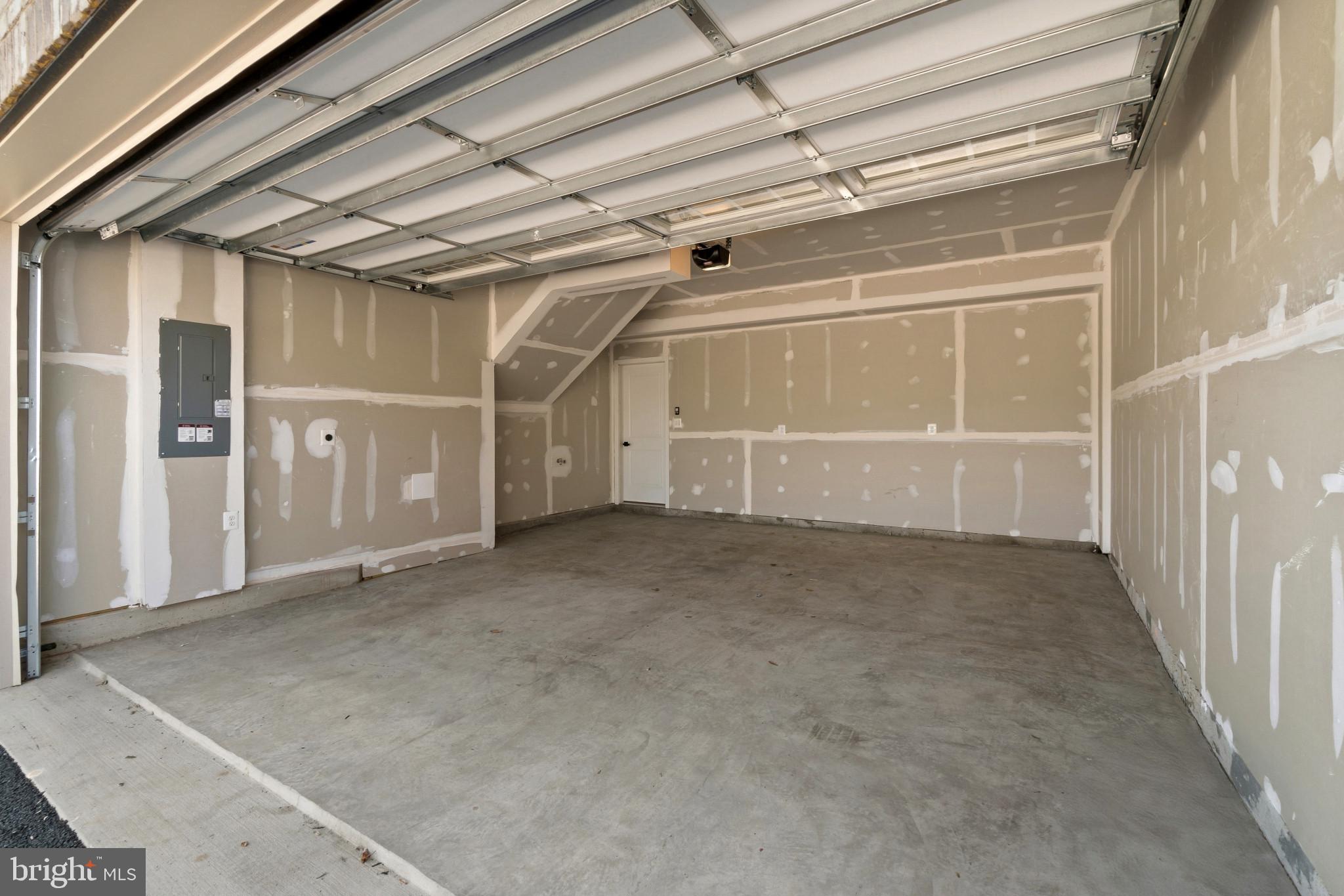 13826 Ridgeview Court Cockeysville, MD 21030 - Photo 34 of 46 Garage