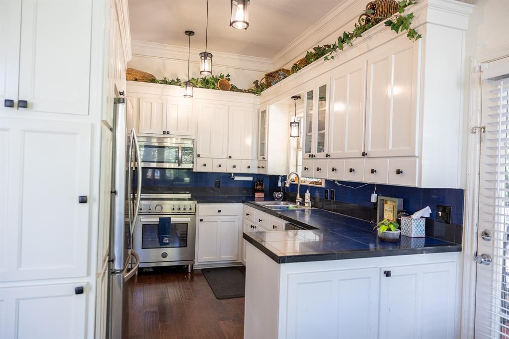 300 West Spring Street Weatherford, TX 76086 - Photo 17 of 37 Gallery Image 17