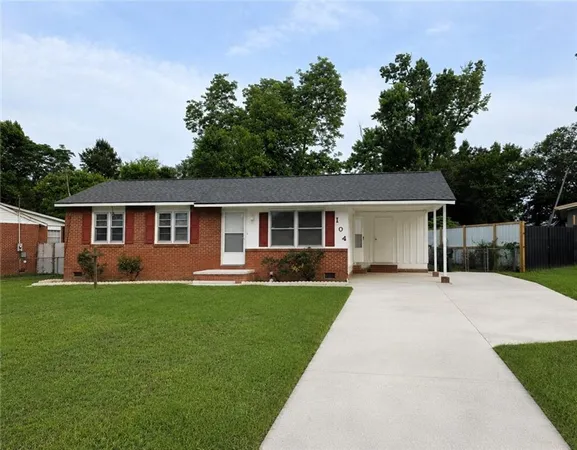 $124,900 | 104 Delaware Avenue, Warner Robins, GA 31093