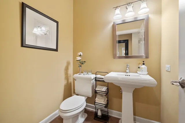 $794,000 | 805 Stone Canyon Circle, Inverness, IL 60010