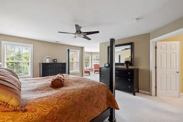 $794,000 | 805 Stone Canyon Circle, Inverness, IL 60010