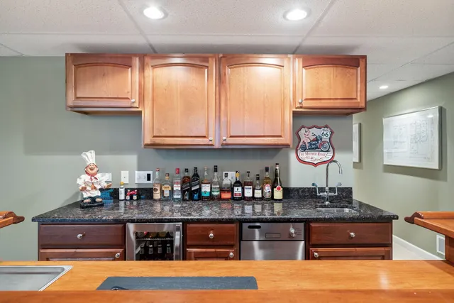 $794,000 | 805 Stone Canyon Circle, Inverness, IL 60010