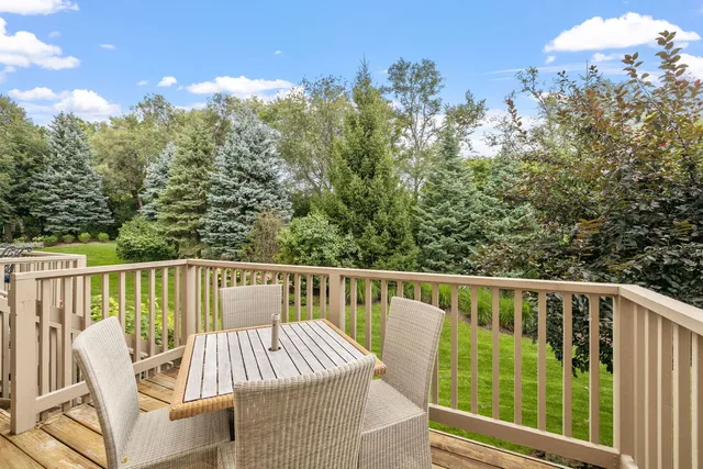 $794,000 | 805 Stone Canyon Circle, Inverness, IL 60010