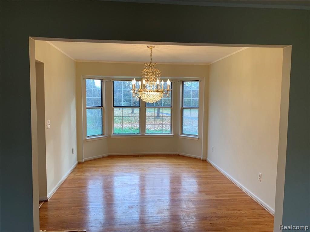 36213 Fredericksburg Road Farmington Hills, MI 48331 - Photo 17 of 29