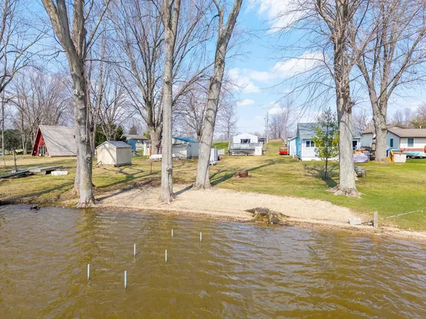 $199,900 | 2975 South Scotty Drive, Pleasant Lake, IN 46779
