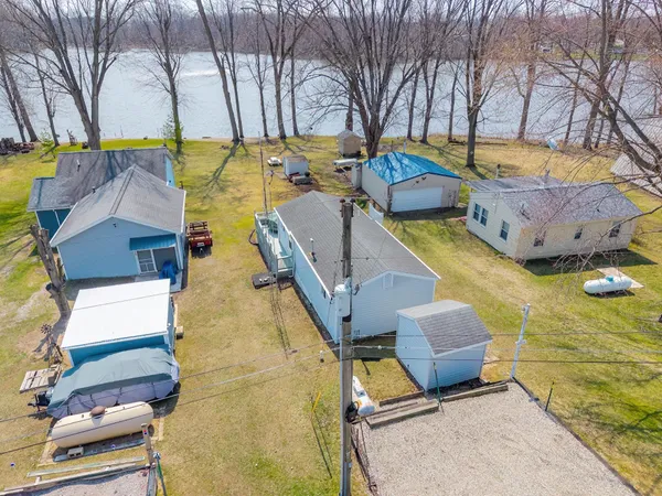 $199,900 | 2975 South Scotty Drive, Pleasant Lake, IN 46779