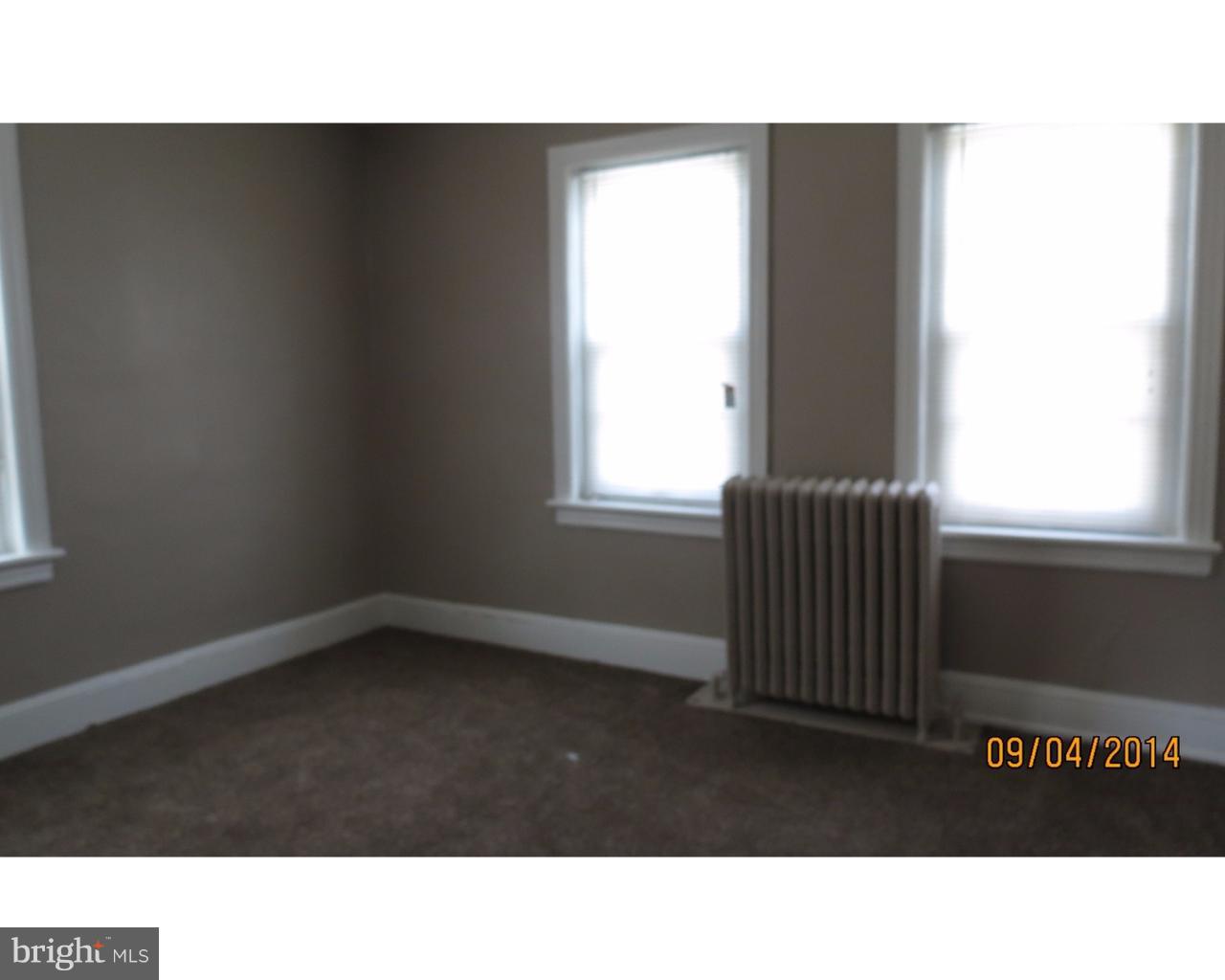 200 East Broad Street, Unit 7 Burlington, NJ 08016 - Photo 6 of 9 a open kitchen with a window