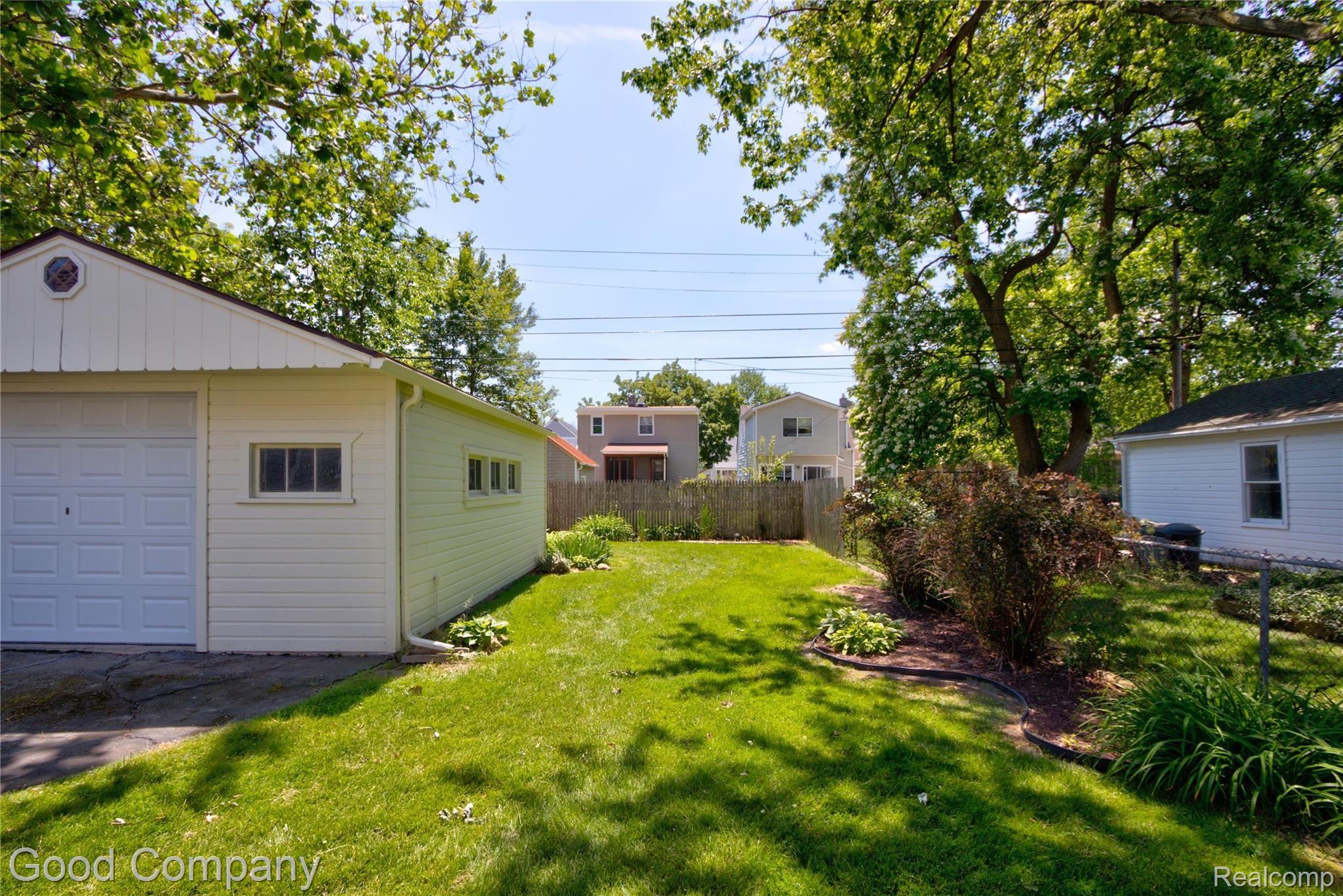 851 Cambridge Road Berkley, MI 48072 - Photo 34 of 39 851 Cambridge Rd. 36