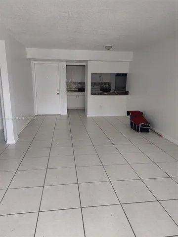 a view of utility room