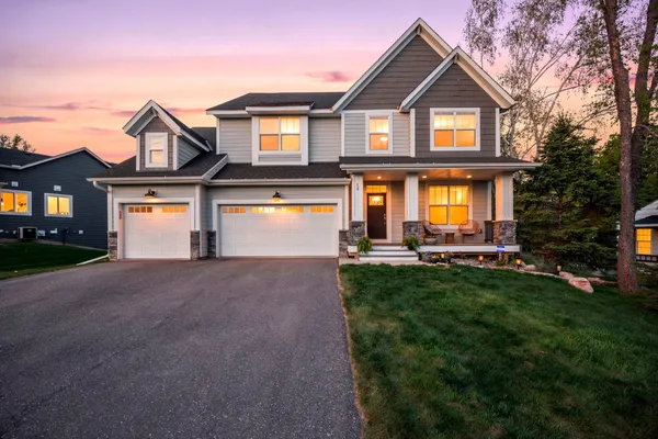 $759,000 | 5281 East County Line Road North, St. Paul, MN 55110