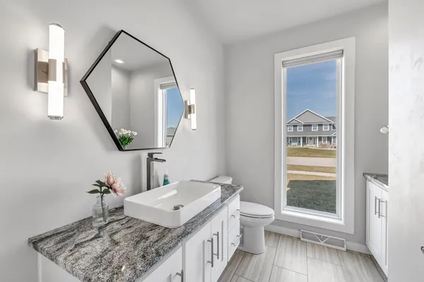 $659,900 | 1015 Nutmeg Drive, De Pere, WI 54115