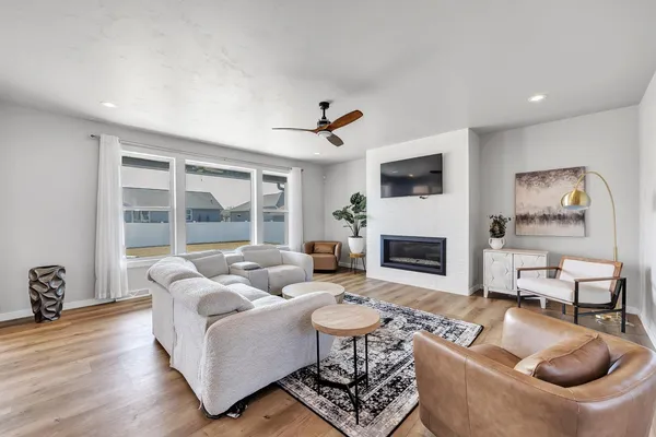 $659,900 | 1015 Nutmeg Drive, De Pere, WI 54115