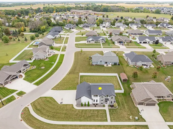 $659,900 | 1015 Nutmeg Drive, De Pere, WI 54115