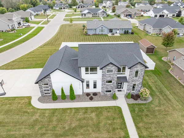 $659,900 | 1015 Nutmeg Drive, De Pere, WI 54115