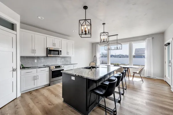 $659,900 | 1015 Nutmeg Drive, De Pere, WI 54115