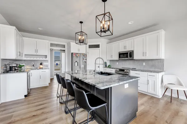 $659,900 | 1015 Nutmeg Drive, De Pere, WI 54115