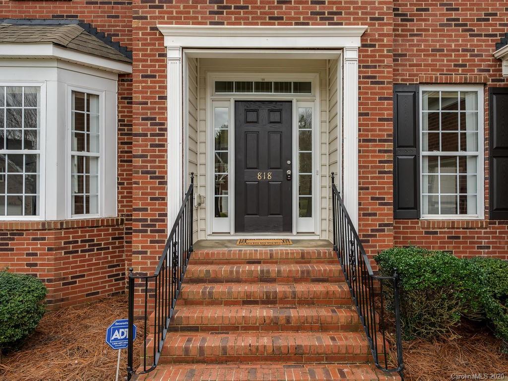 818 Lillieshall Road Waxhaw, NC 28173 - Photo 2 of 30