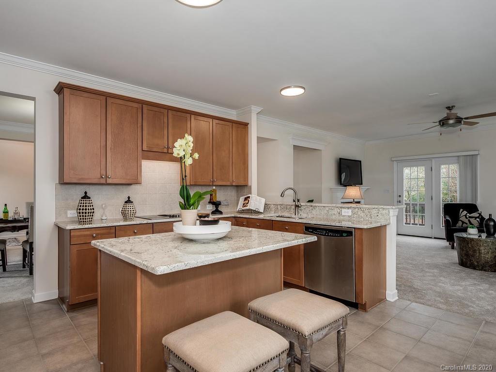 818 Lillieshall Road Waxhaw, NC 28173 - Photo 4 of 30