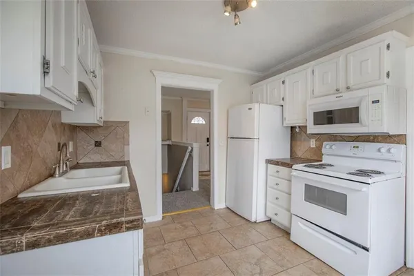 $155,000 | 5521 Ash Avenue, Raytown, MO 64133