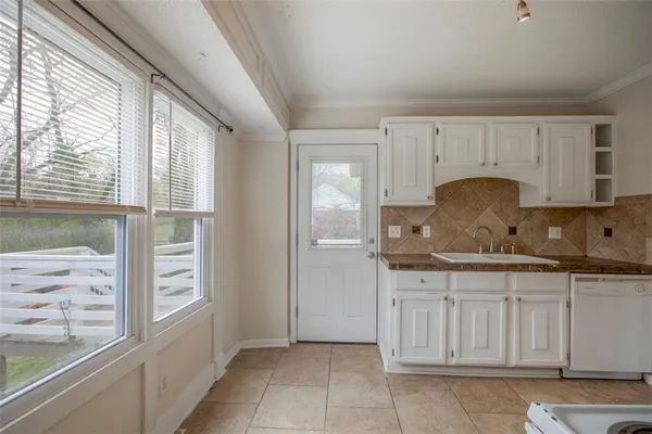 $155,000 | 5521 Ash Avenue, Raytown, MO 64133