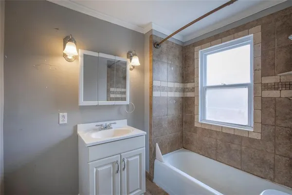 $155,000 | 5521 Ash Avenue, Raytown, MO 64133