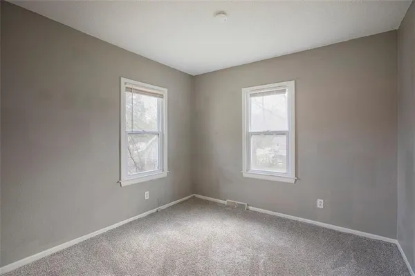 $155,000 | 5521 Ash Avenue, Raytown, MO 64133