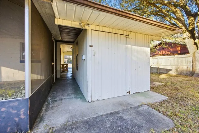 a view of a back yard of the house