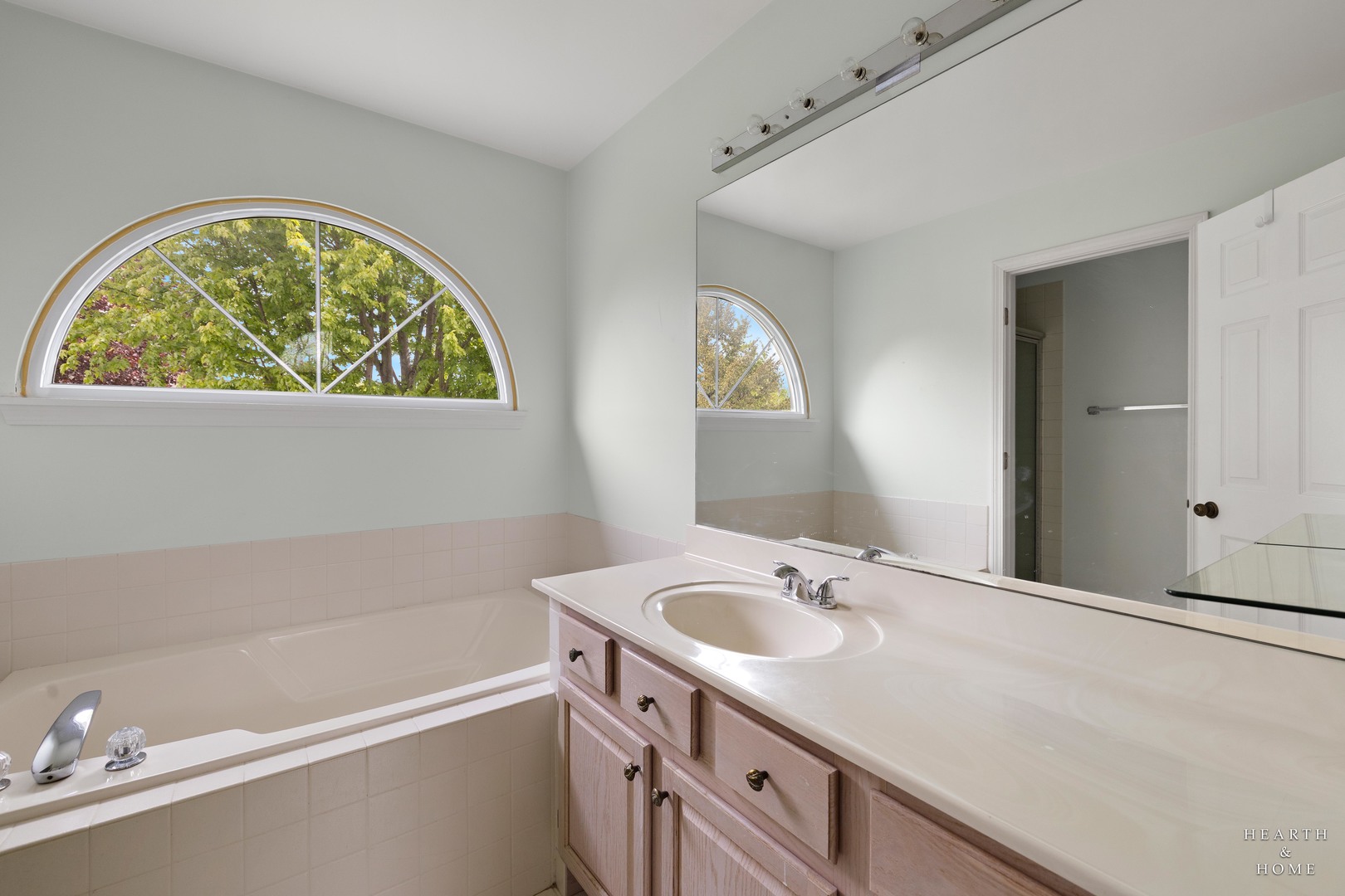 75 Hampton Street Cary, IL 60013 - Photo 19 of 44
