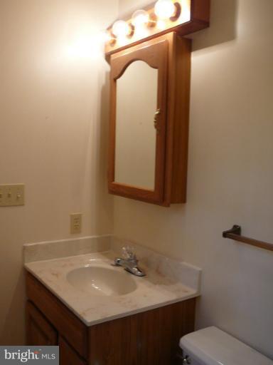 14018 Peddicord Road Mount Airy, MD 21771 - Photo 13 of 26 Bath (Master)