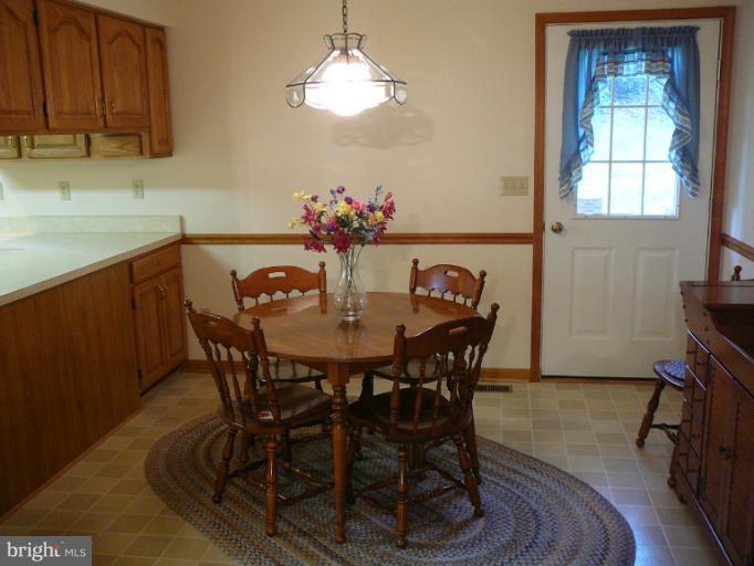 14018 Peddicord Road Mount Airy, MD 21771 - Photo 14 of 26 Kitchen