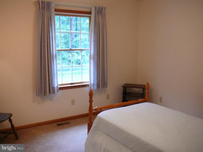 14018 Peddicord Road Mount Airy, MD 21771 - Photo 8 of 26 Bath